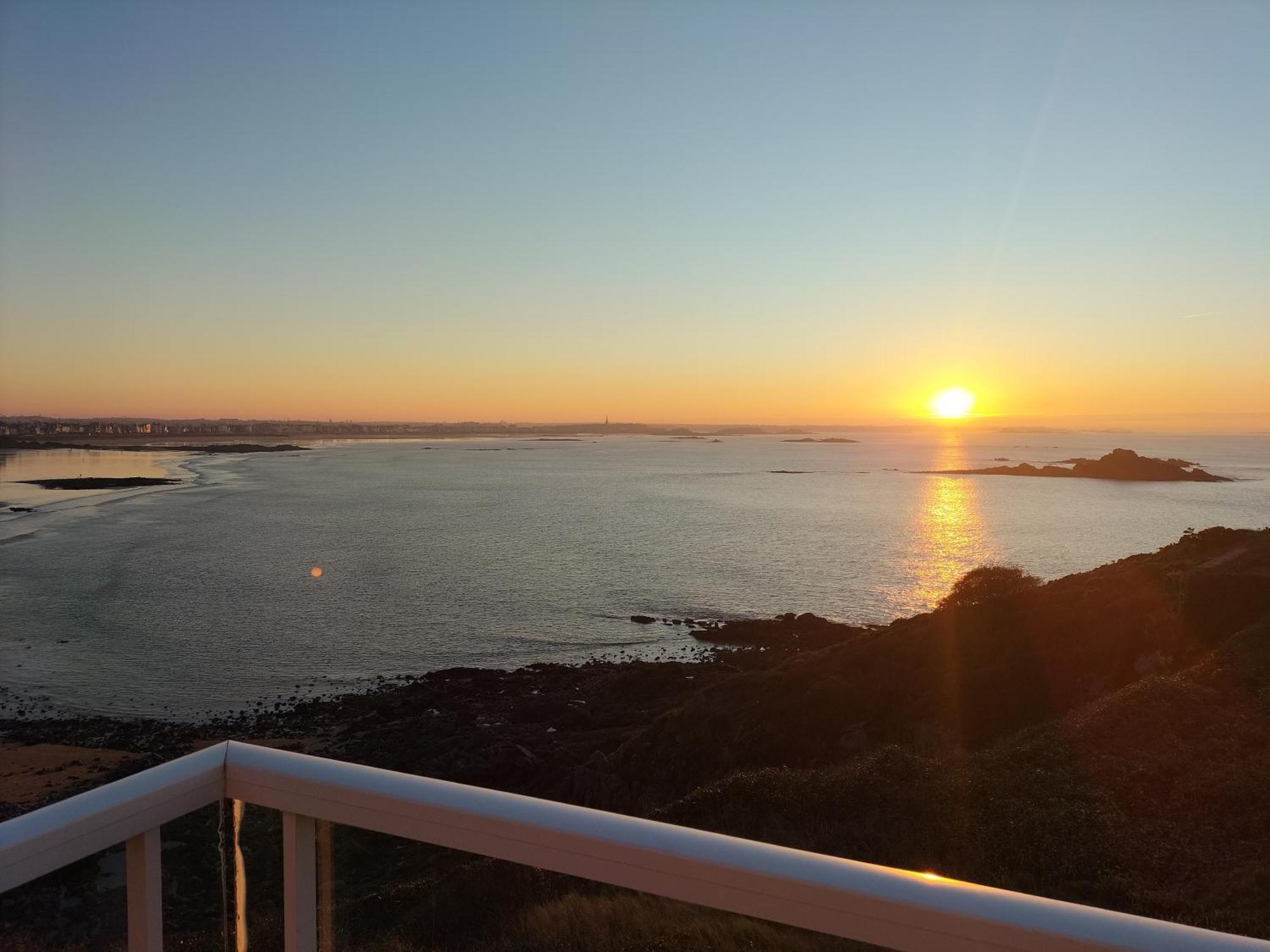 Villa Le Cézembre - vue 180 baie St Malo Saint-Malo Exterior foto